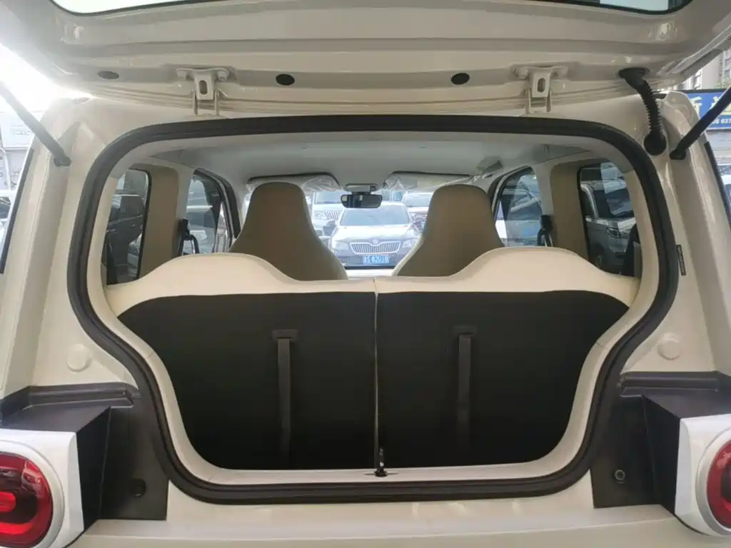 Wuling MINIEV — миниатюра 19