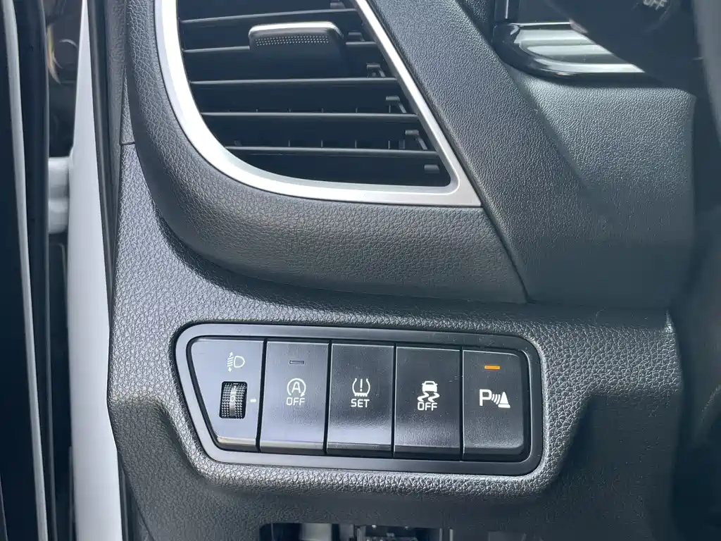Kia Seltos 2023 1.4T DCT Luxury