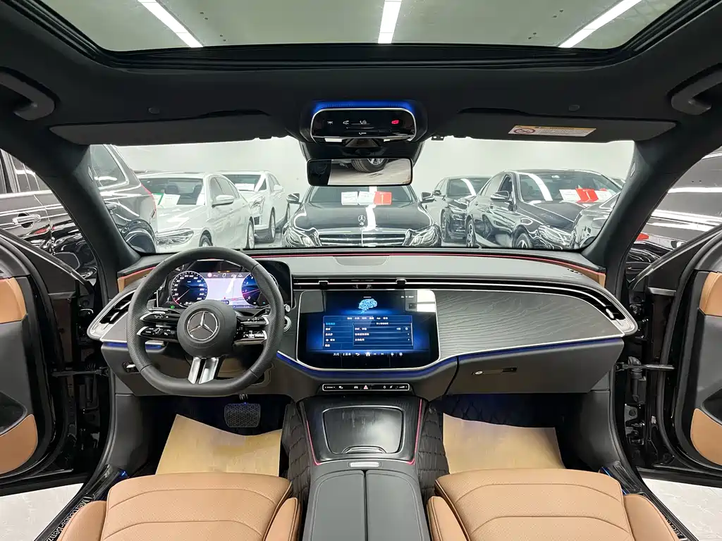 Mercedes-Benz E-Class — миниатюра 9