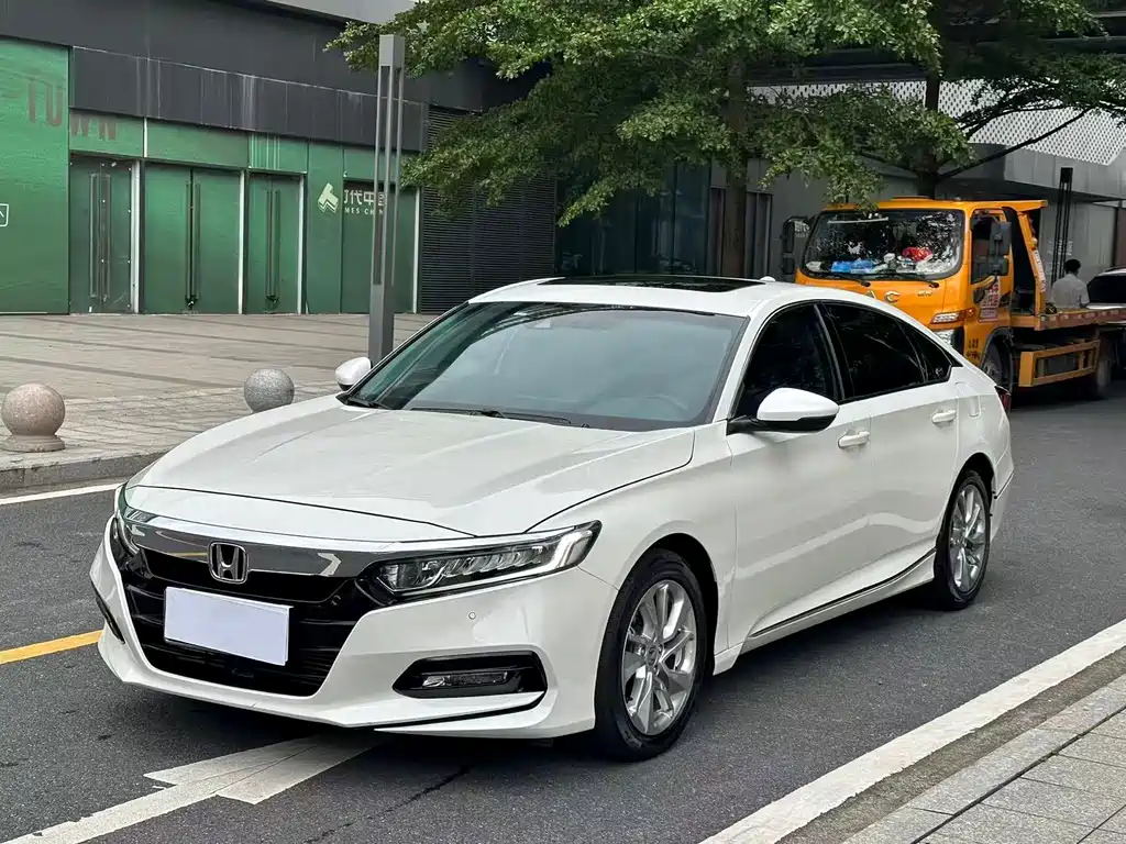 Купить Honda Accord