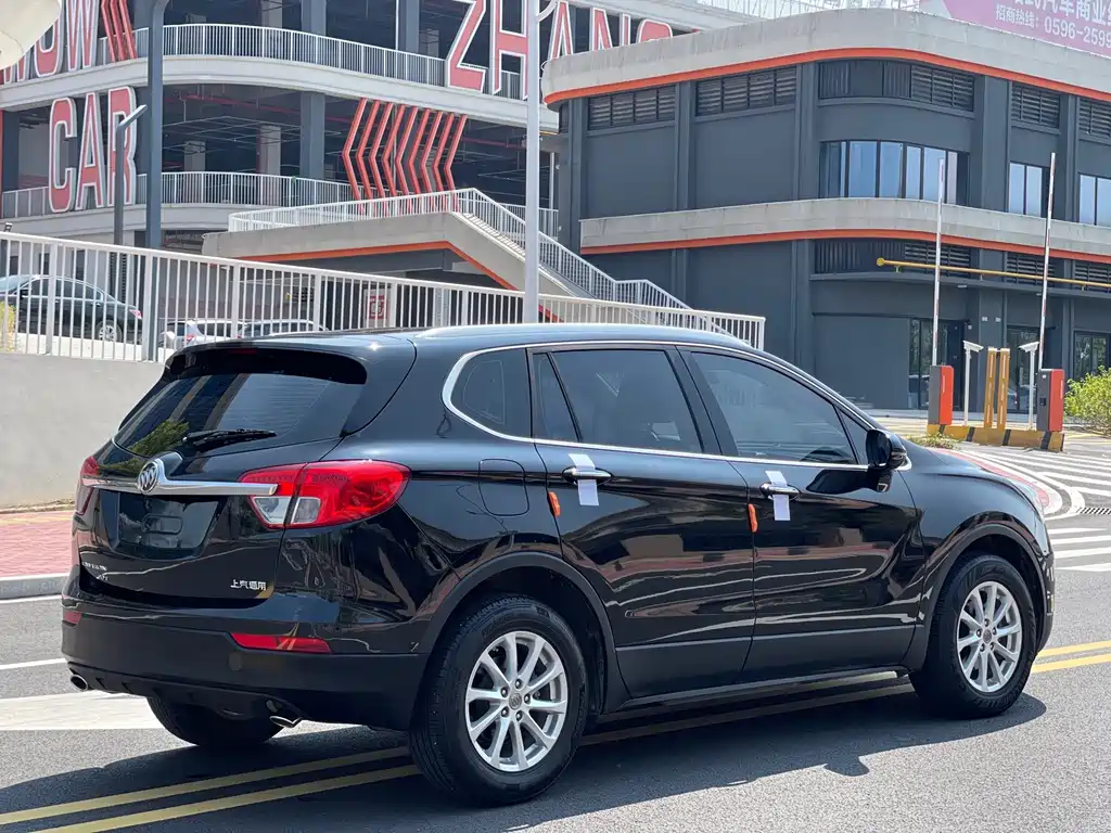 Buick Envision Plus — миниатюра 9