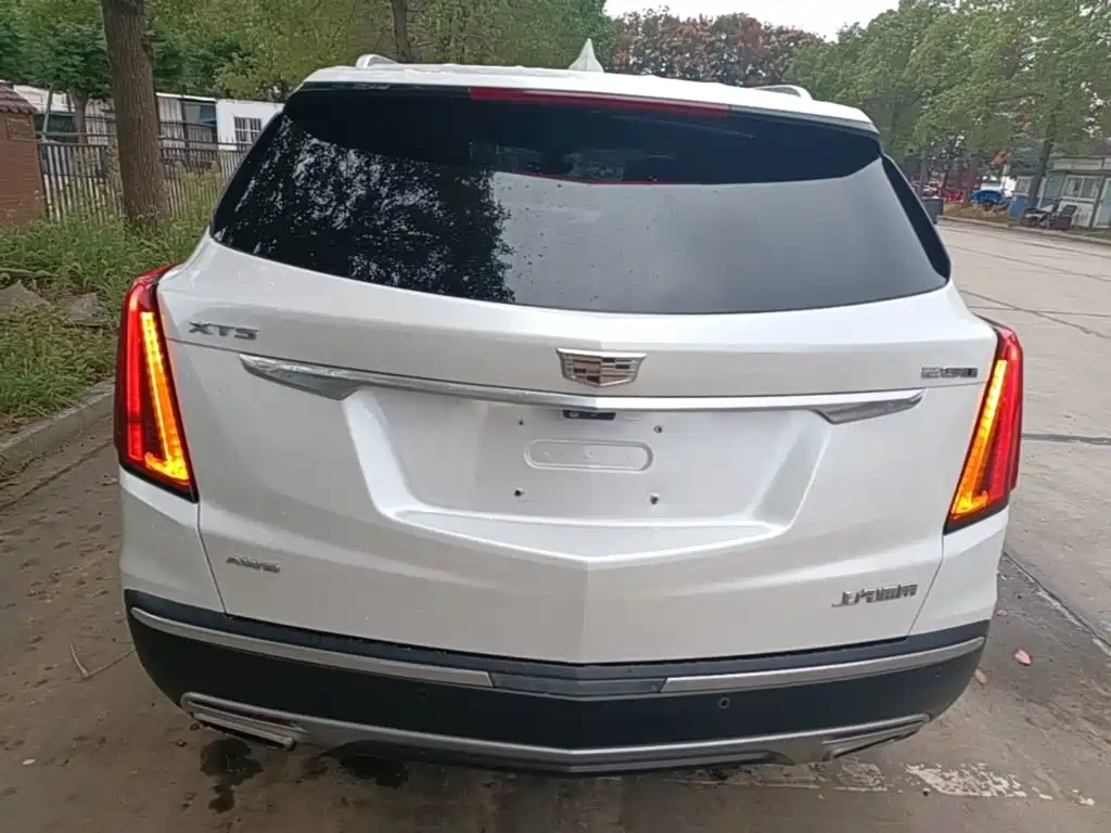 Cadillac XT5 — миниатюра 6