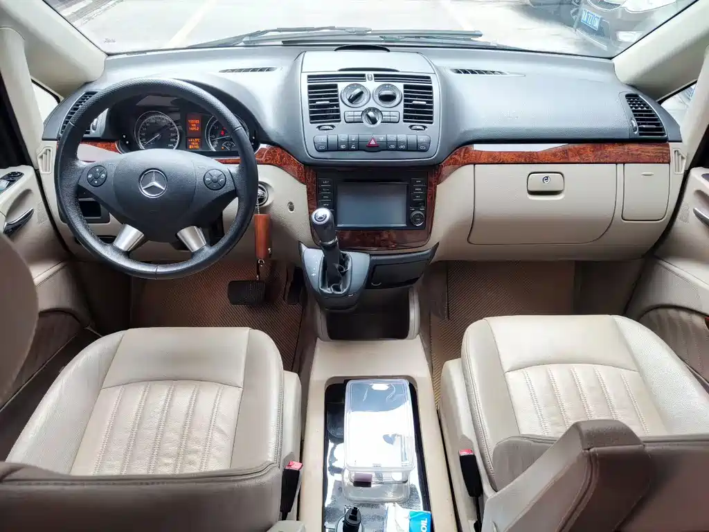 Mercedes-Benz Viano — миниатюра 4