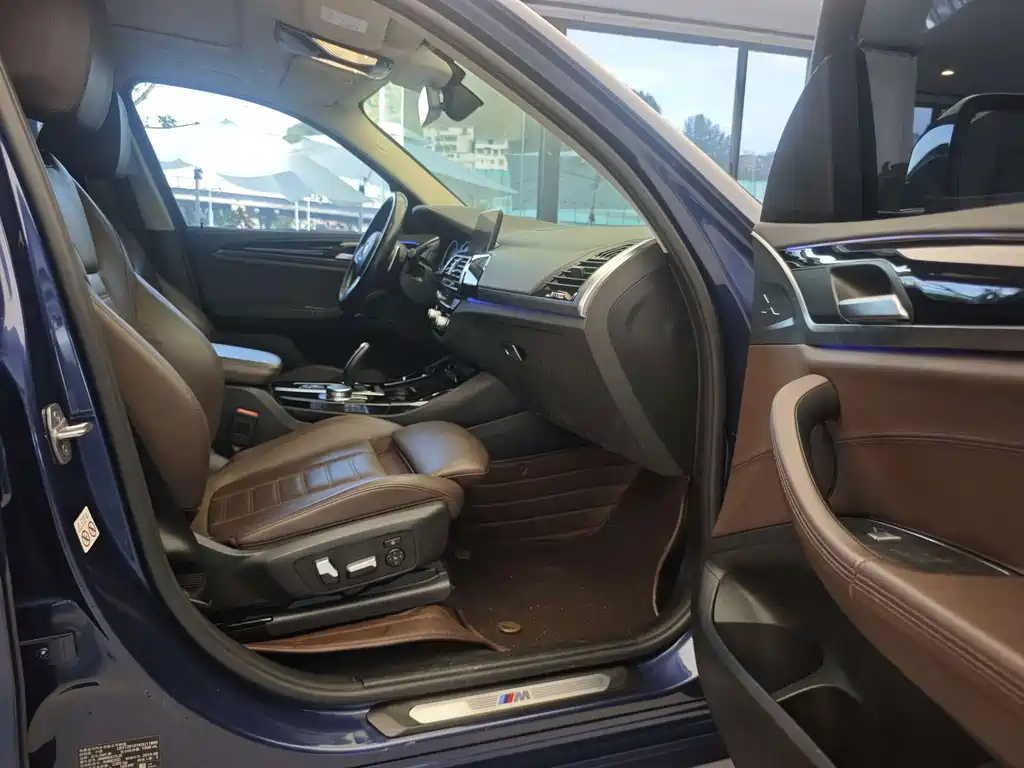 BMW X3 — миниатюра 12