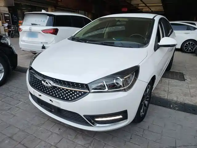CHERY ARRIZO 5