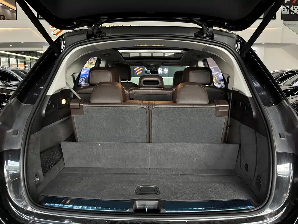 Mercedes-Benz GLE (Import) — миниатюра 12