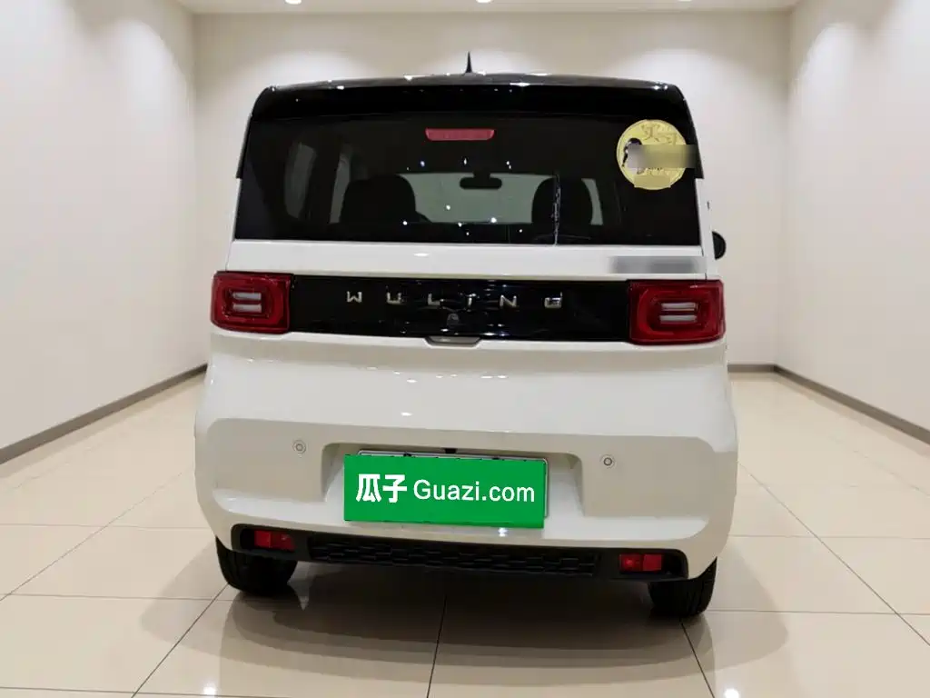 Wuling MINIEV — миниатюра 3