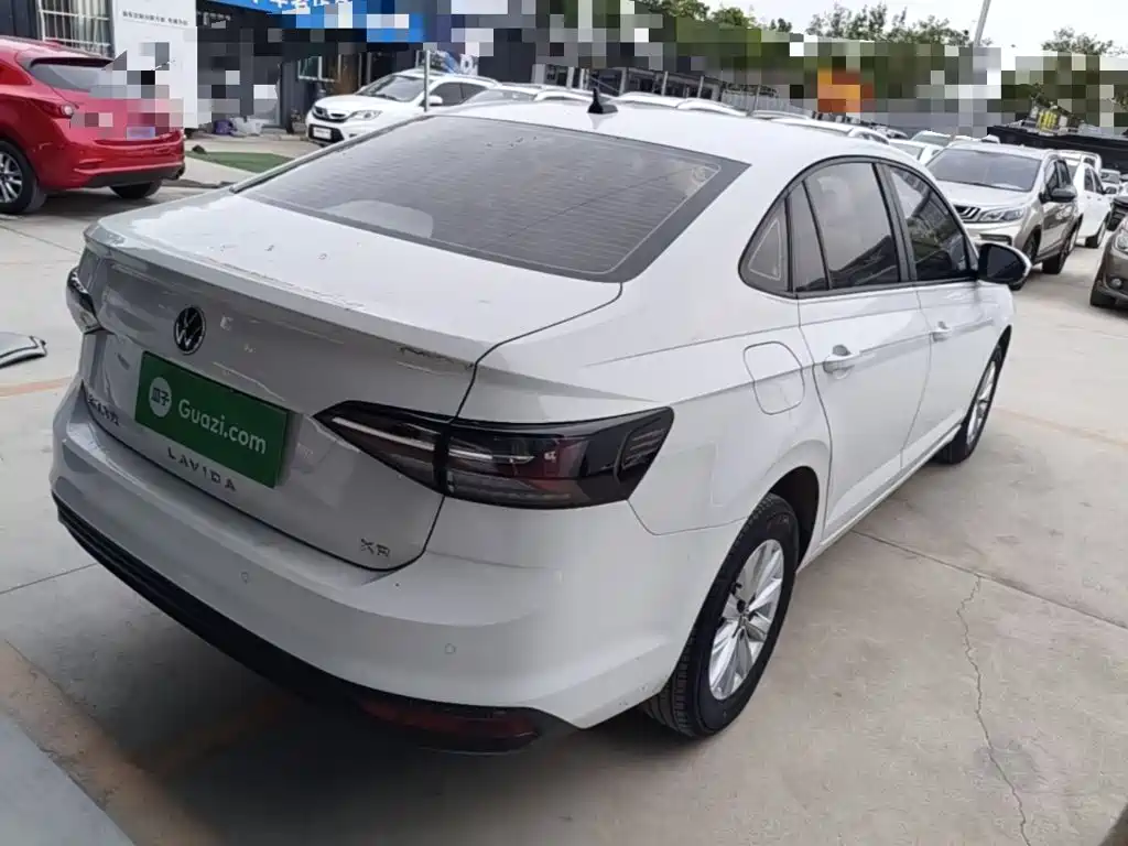 Volkswagen Lavida — миниатюра 7