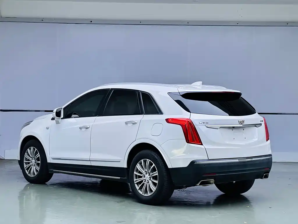 Cadillac XT5 — миниатюра 4