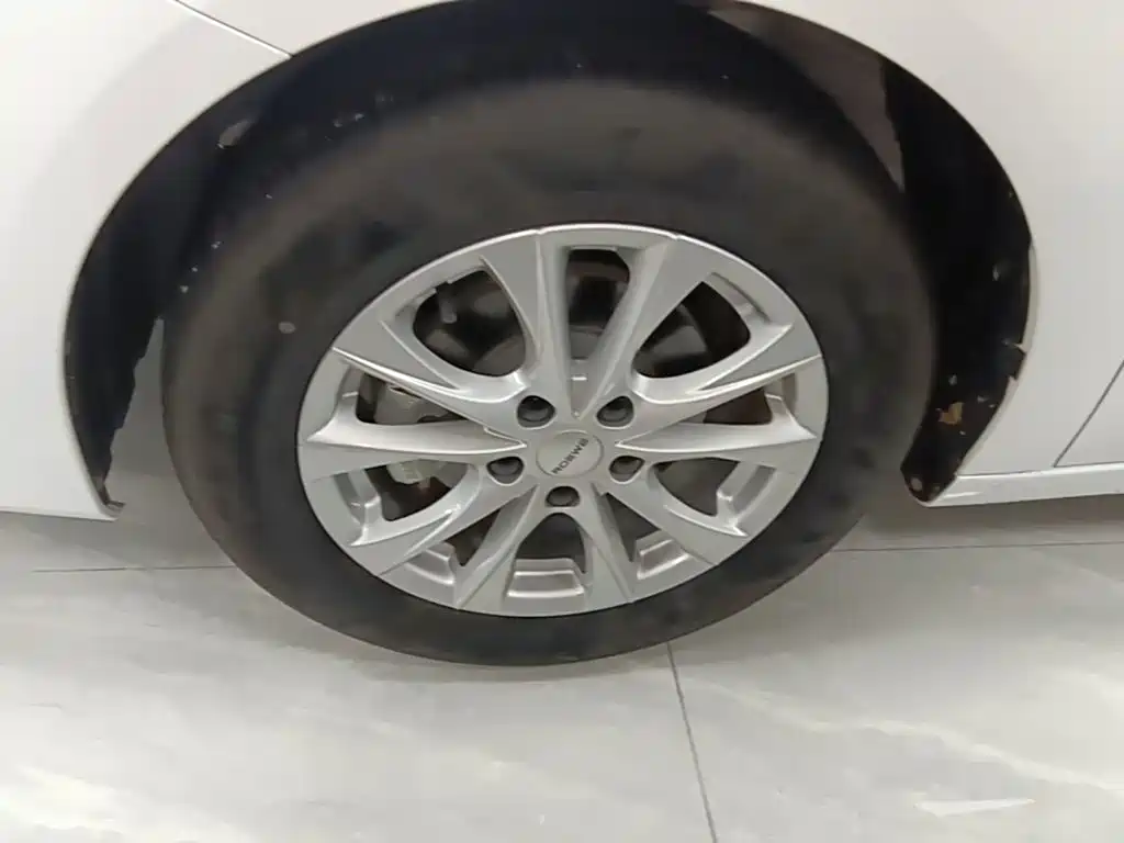 Roewe i5 — миниатюра 23