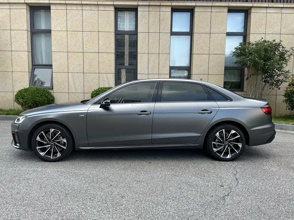 Audi A4L — миниатюра 3