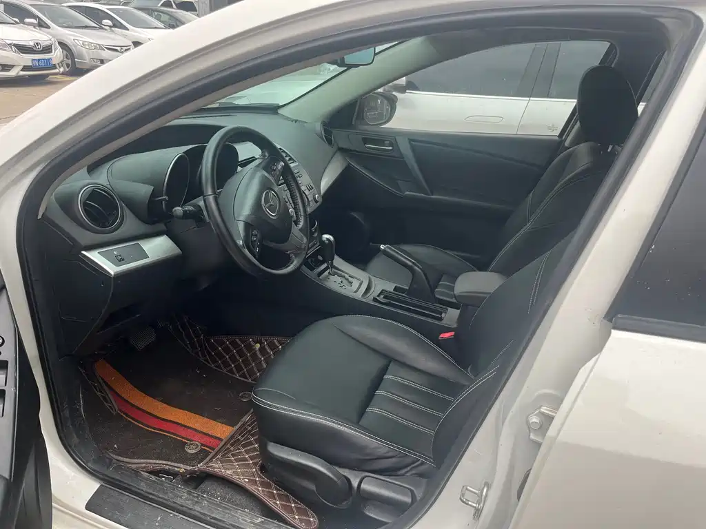 Mazda 3 Xingcheng — миниатюра 4