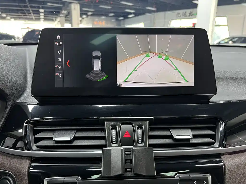 BMW X1 — миниатюра 12