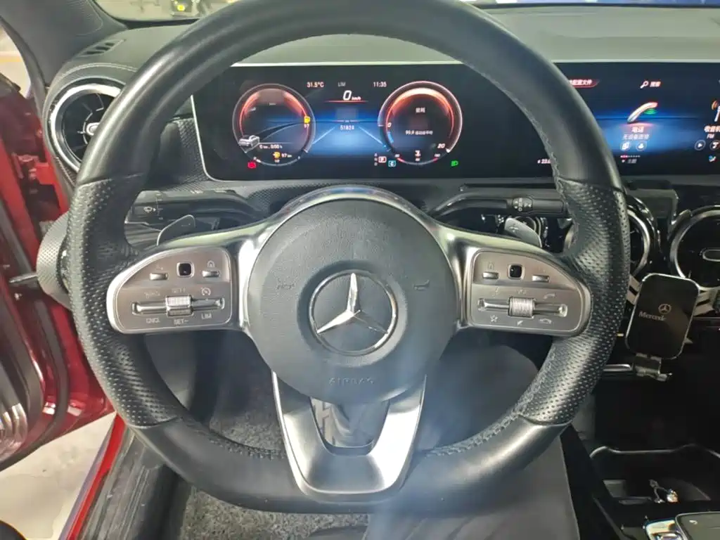 Mercedes-Benz A-Class — миниатюра 11