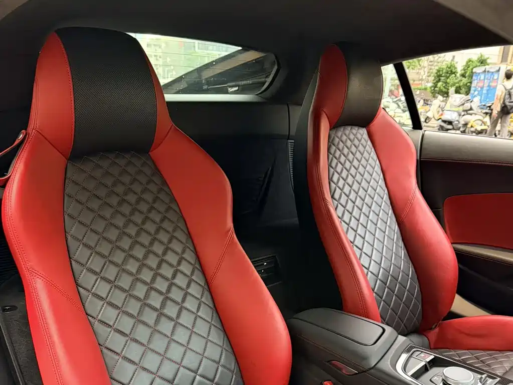Audi R8 2021 V10 Coupe performance