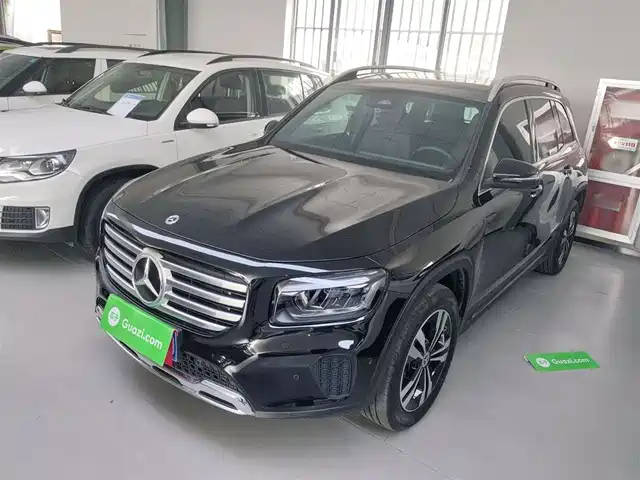MERCEDES-BENZ  GLB 2024