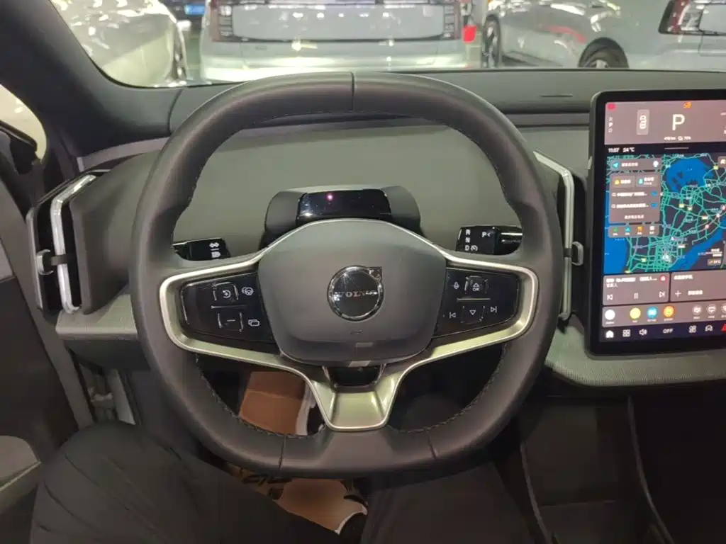 Volvo EX30 — миниатюра 11