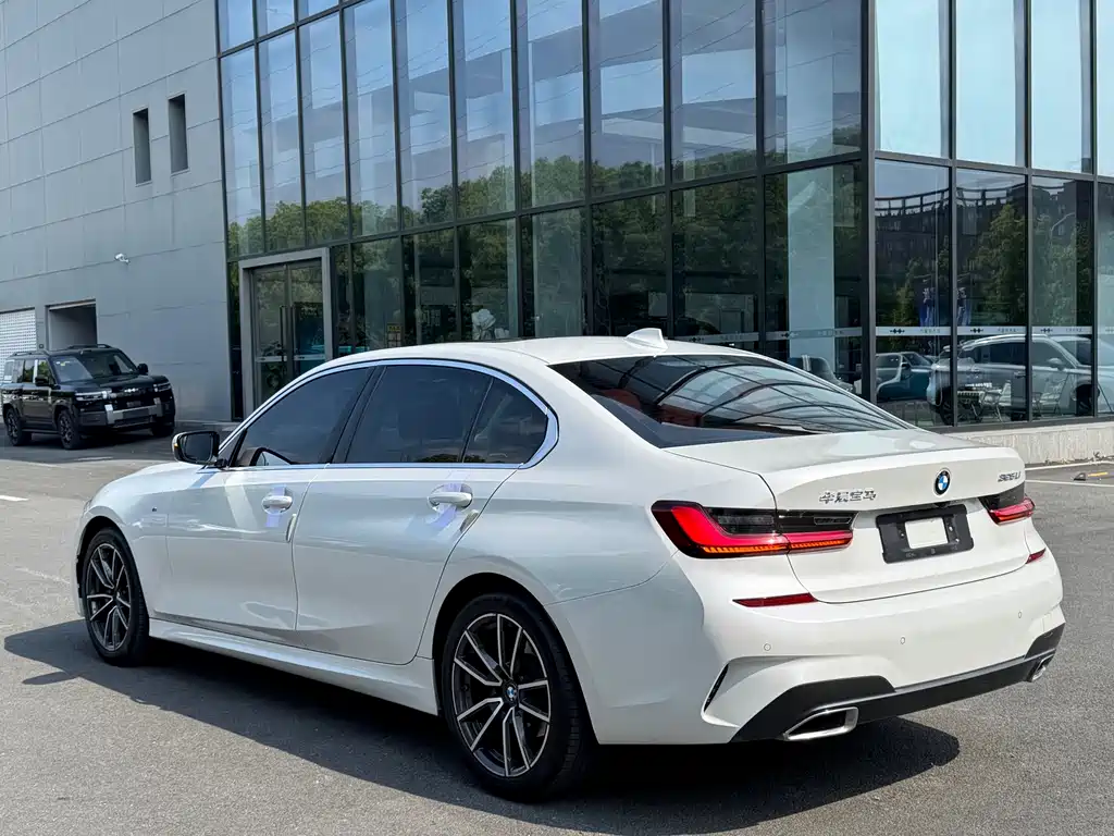 BMW 3 Series — миниатюра 19
