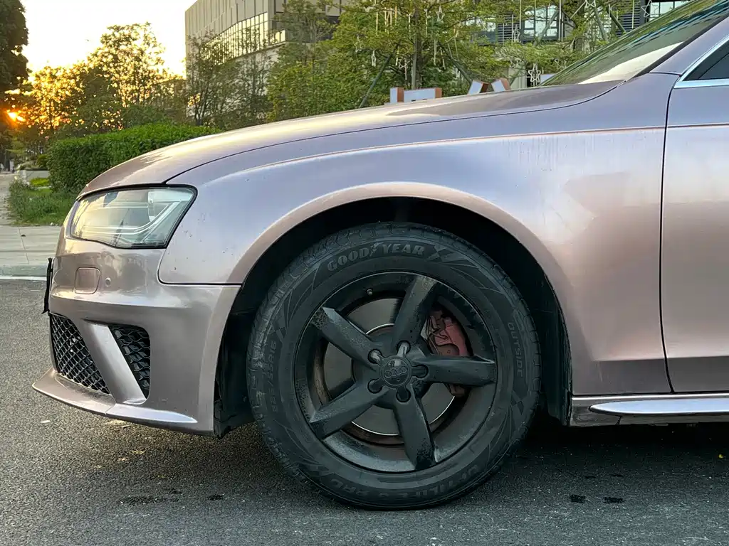 Audi A4L — миниатюра 5