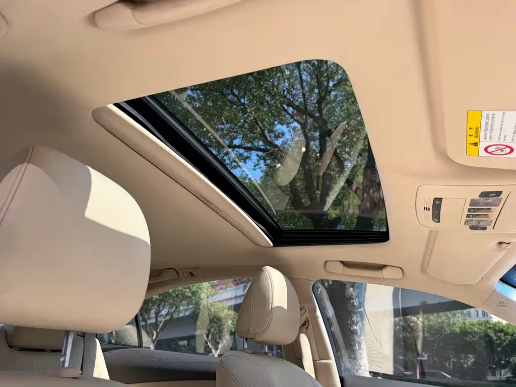 Lexus ES — миниатюра 23