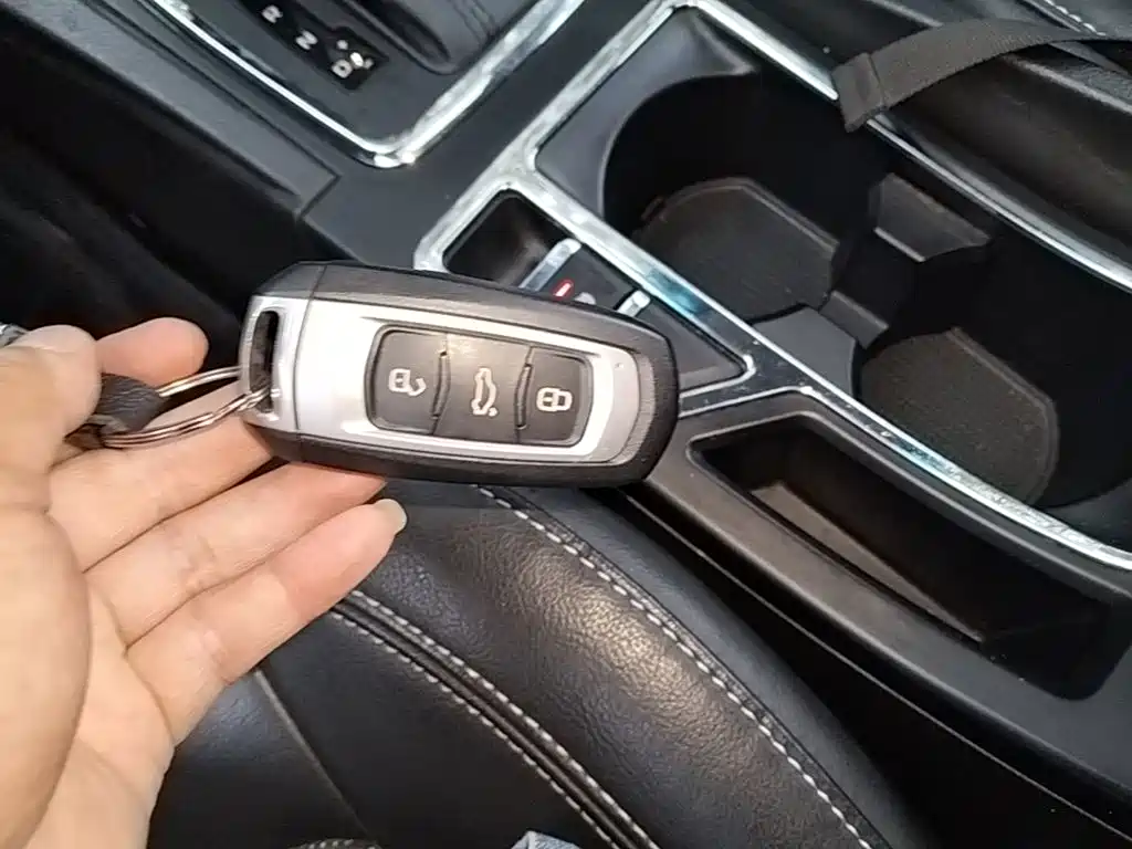 Geely Emgrand — миниатюра 9
