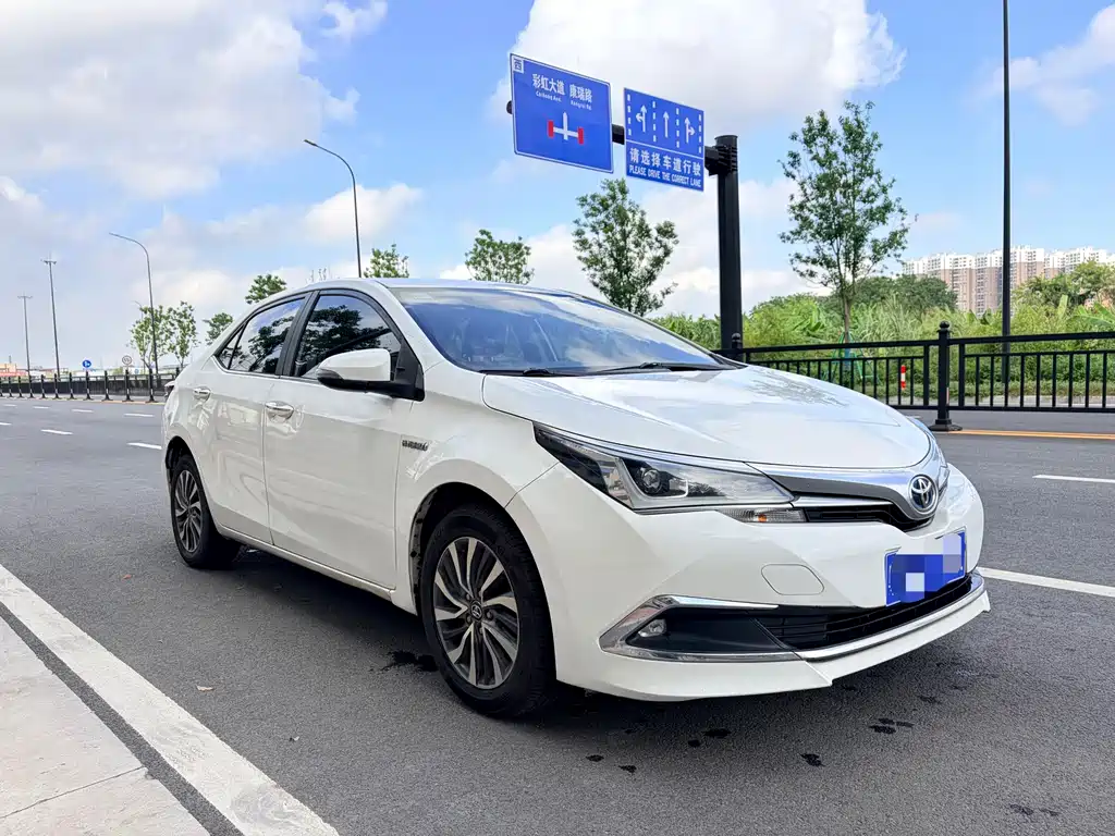 Toyota Corolla — миниатюра 3