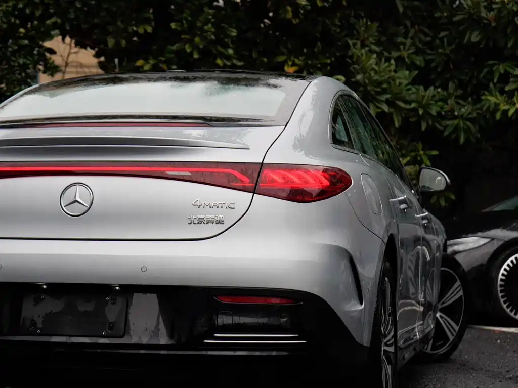 Mercedes-Benz EQE 2025 500 4MATIC