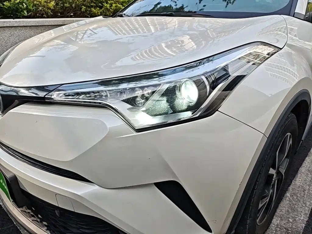 Toyota C-HR — миниатюра 24