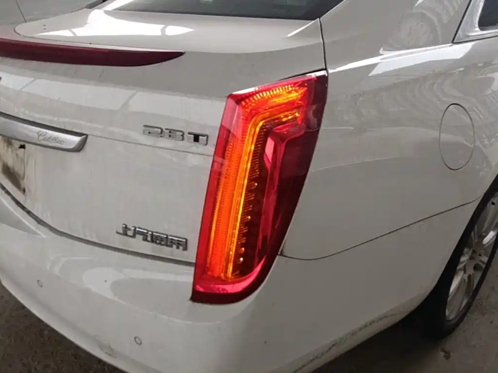 Cadillac XTS — миниатюра 8