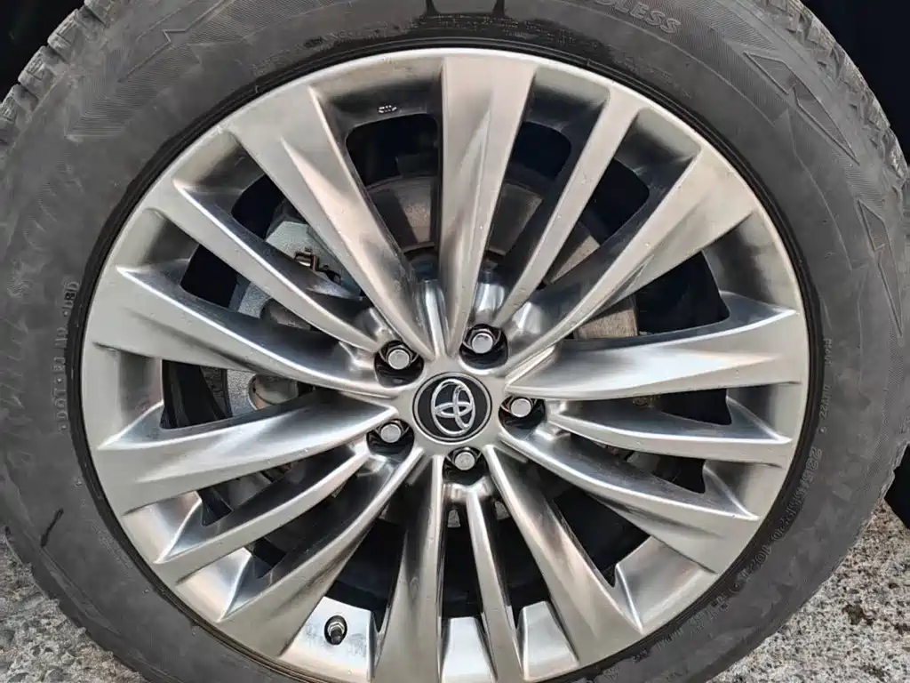Toyota Highlander 2022 2.5L Luxury 7 мест