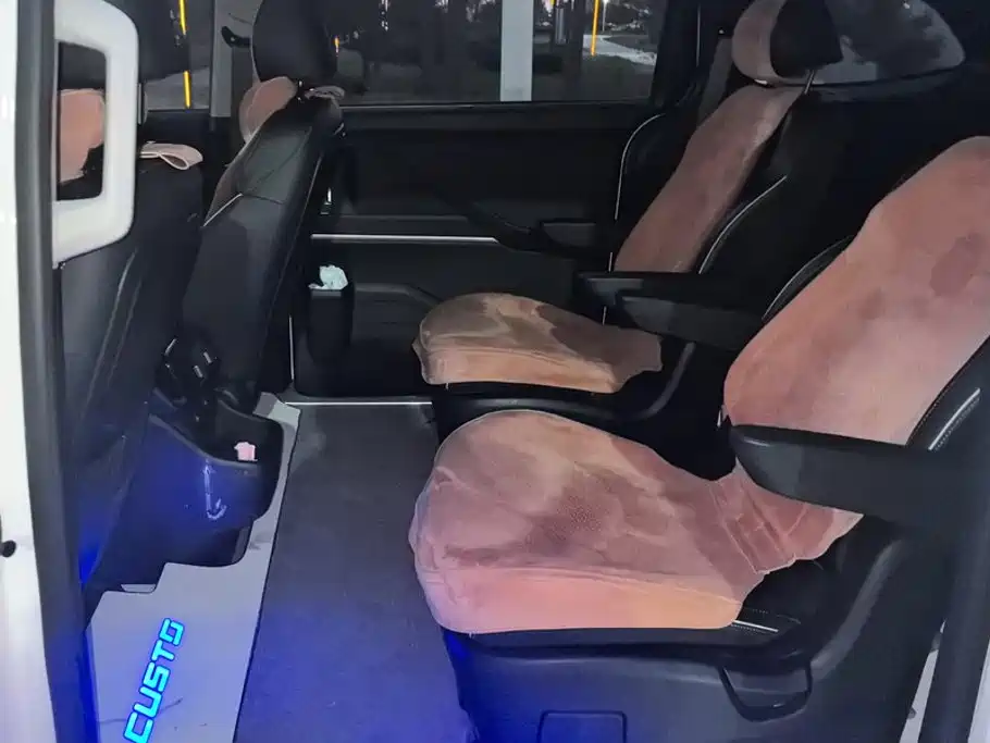 Hyundai Custo — миниатюра 11