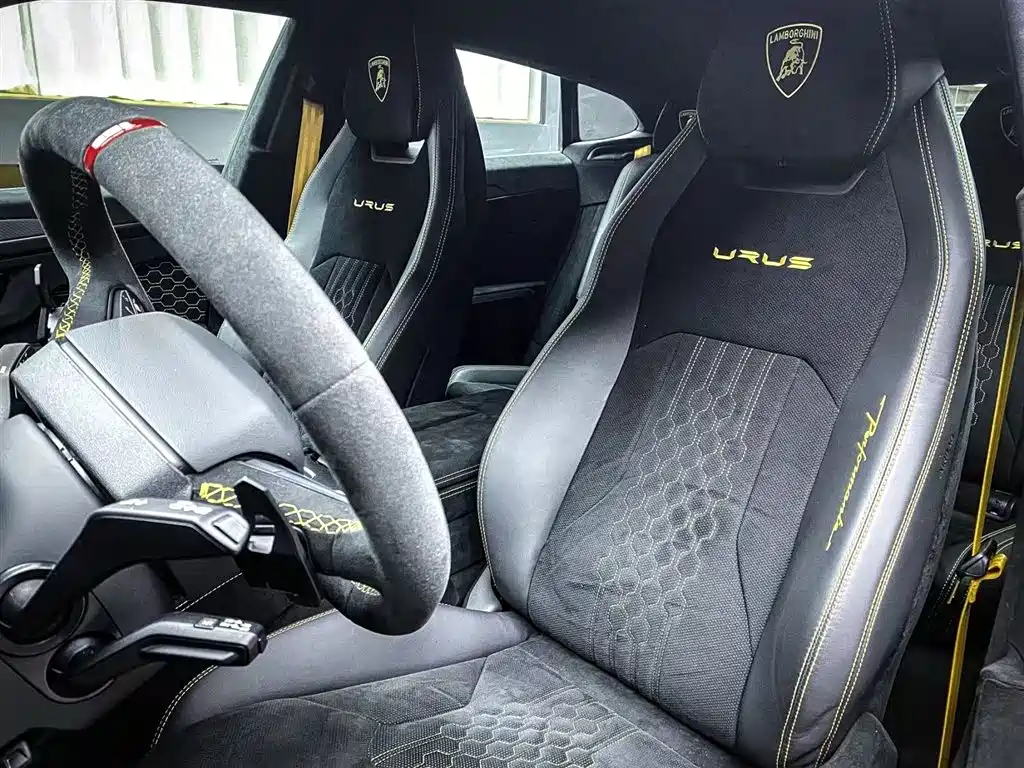 Lamborghini Urus — фотографии объявления, Фото 11