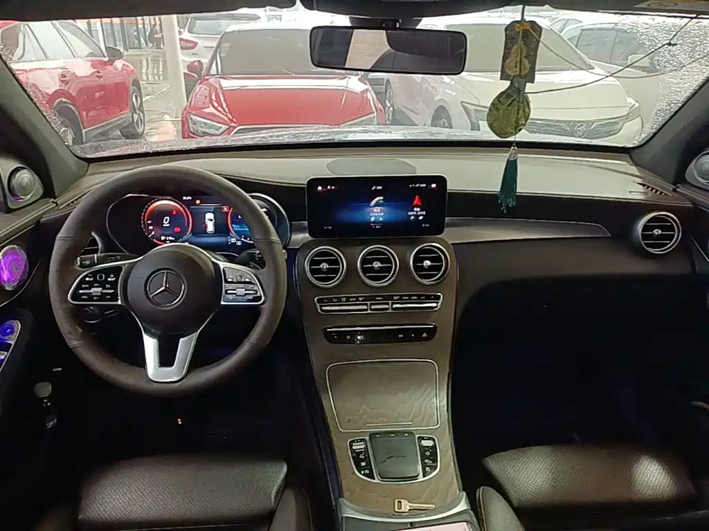 Mercedes-Benz GLC — миниатюра 10