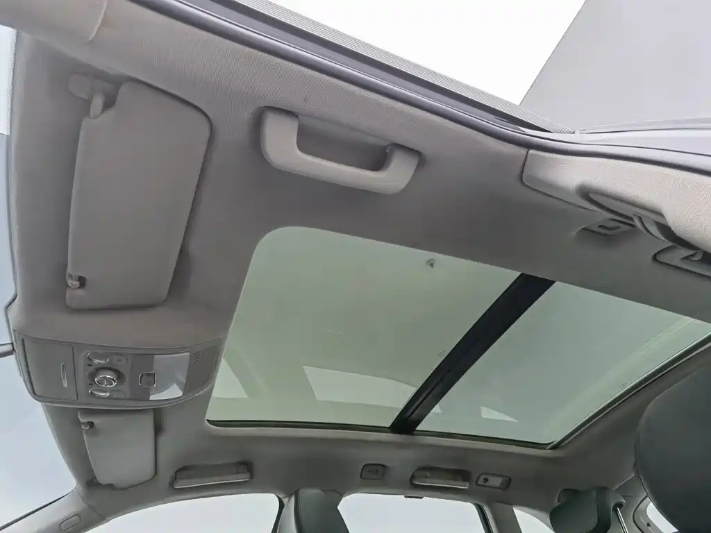 Audi Q5 — миниатюра 14