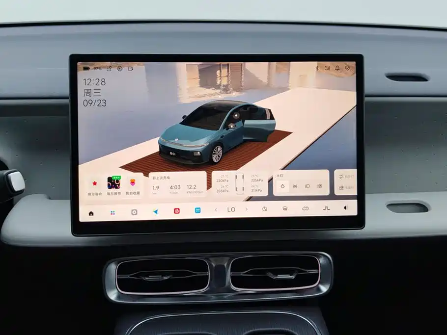 Leapmotor Leapmotor B01 — миниатюра 13