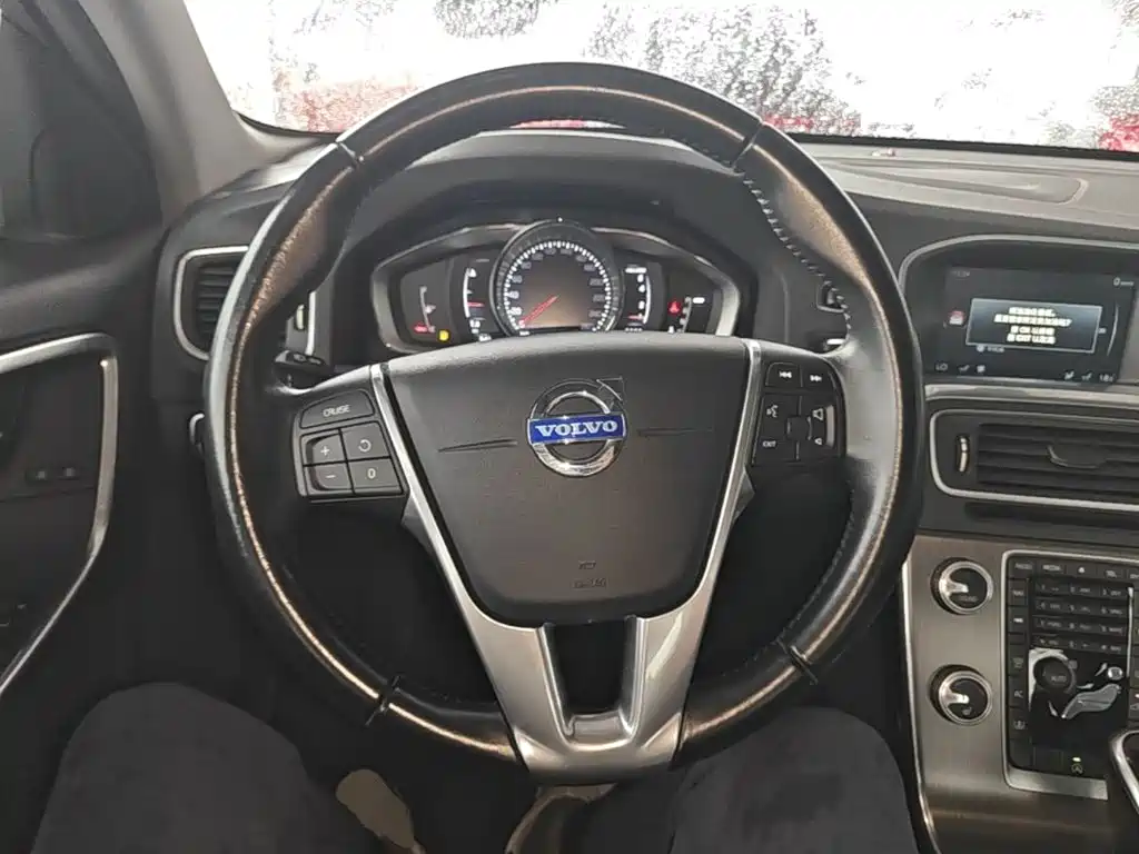 Volvo S60 — миниатюра 11