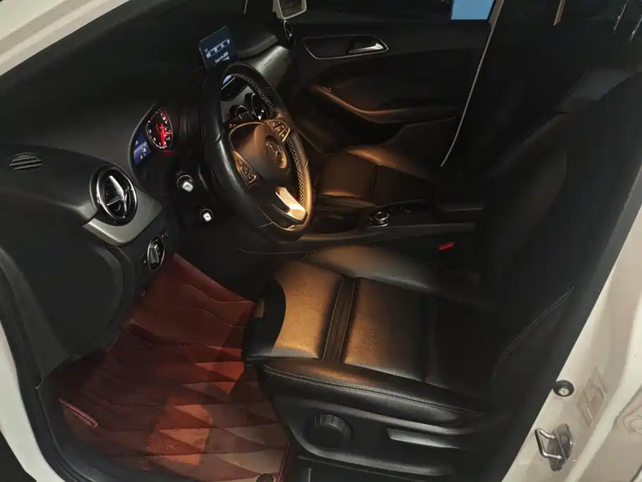 Mercedes-Benz B-Class — миниатюра 9