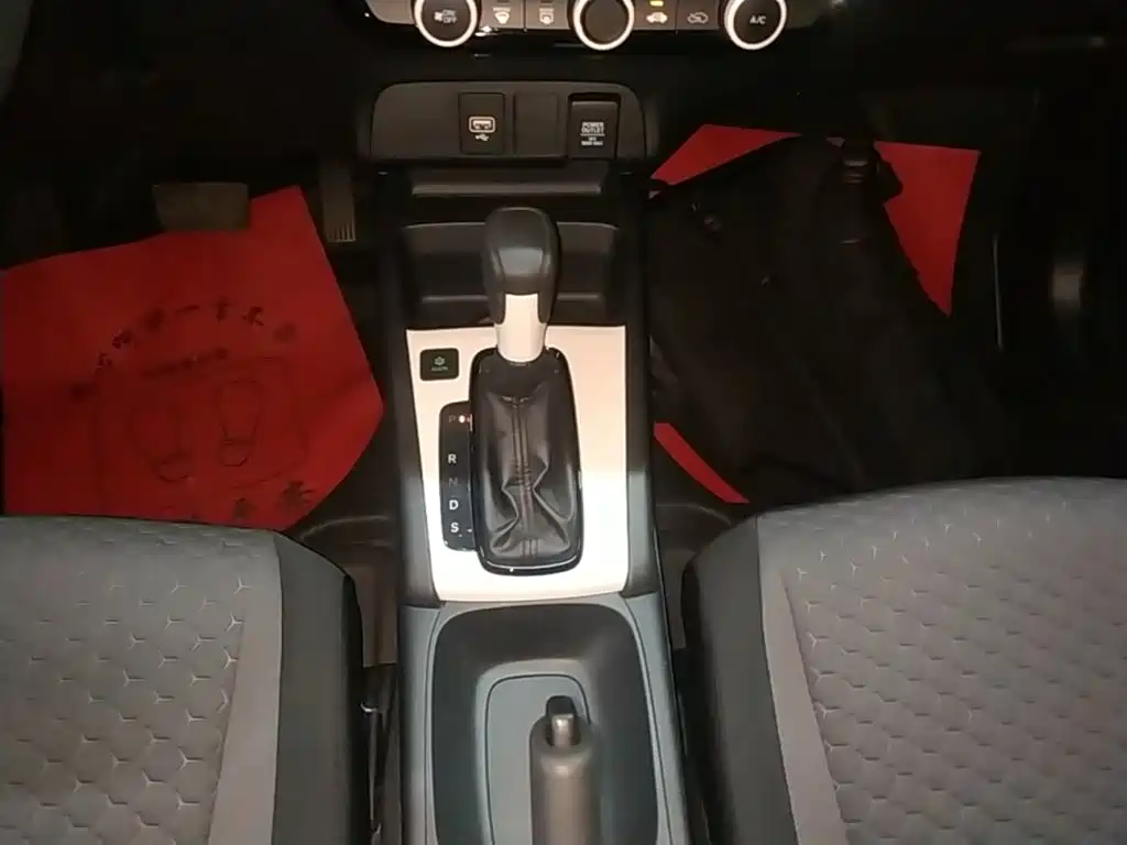 Honda Fit — миниатюра 14