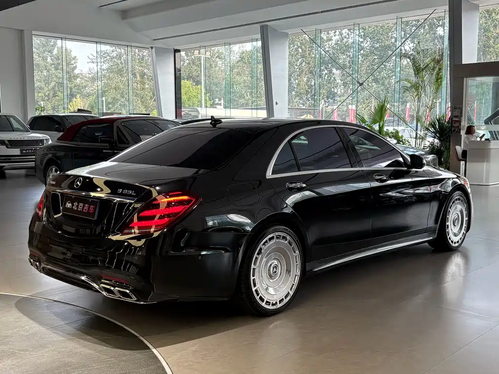 Mercedes-Benz S-Class AMG — миниатюра 7