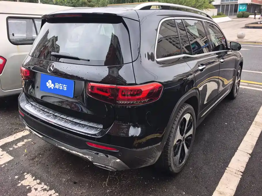 Mercedes-Benz GLB — миниатюра 3