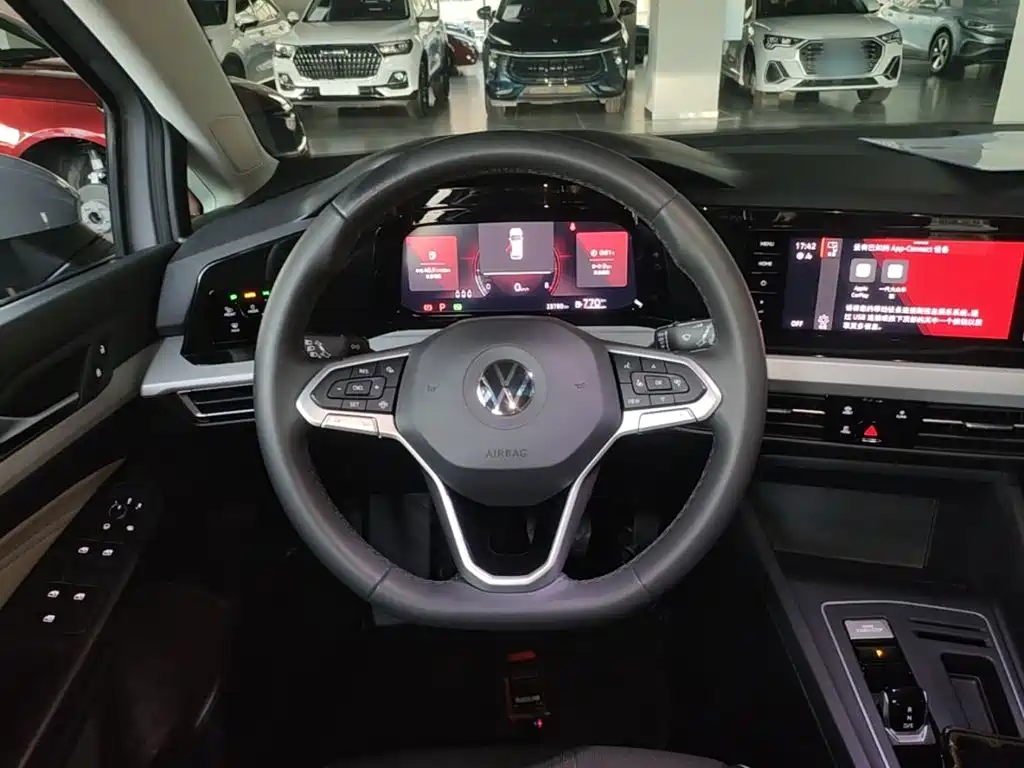 Volkswagen Golf — миниатюра 11
