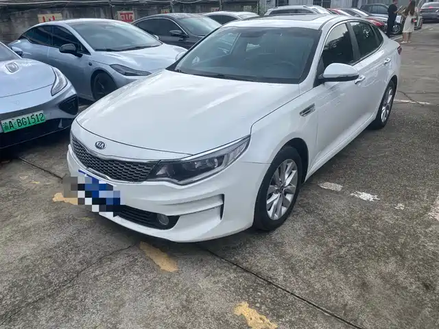 KIA  K5 2017