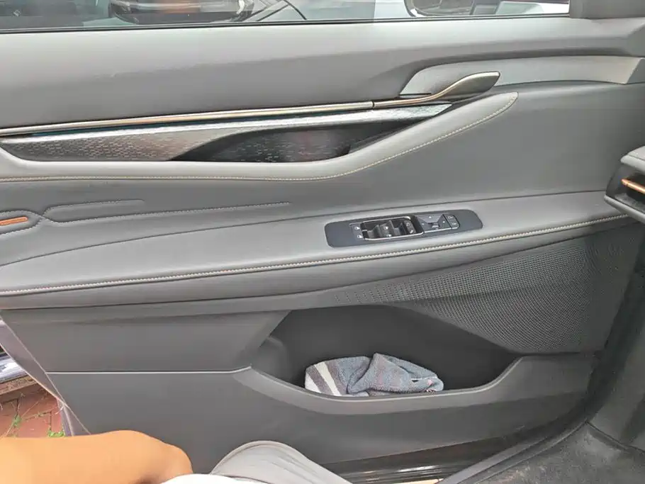 Ford Edge — миниатюра 7