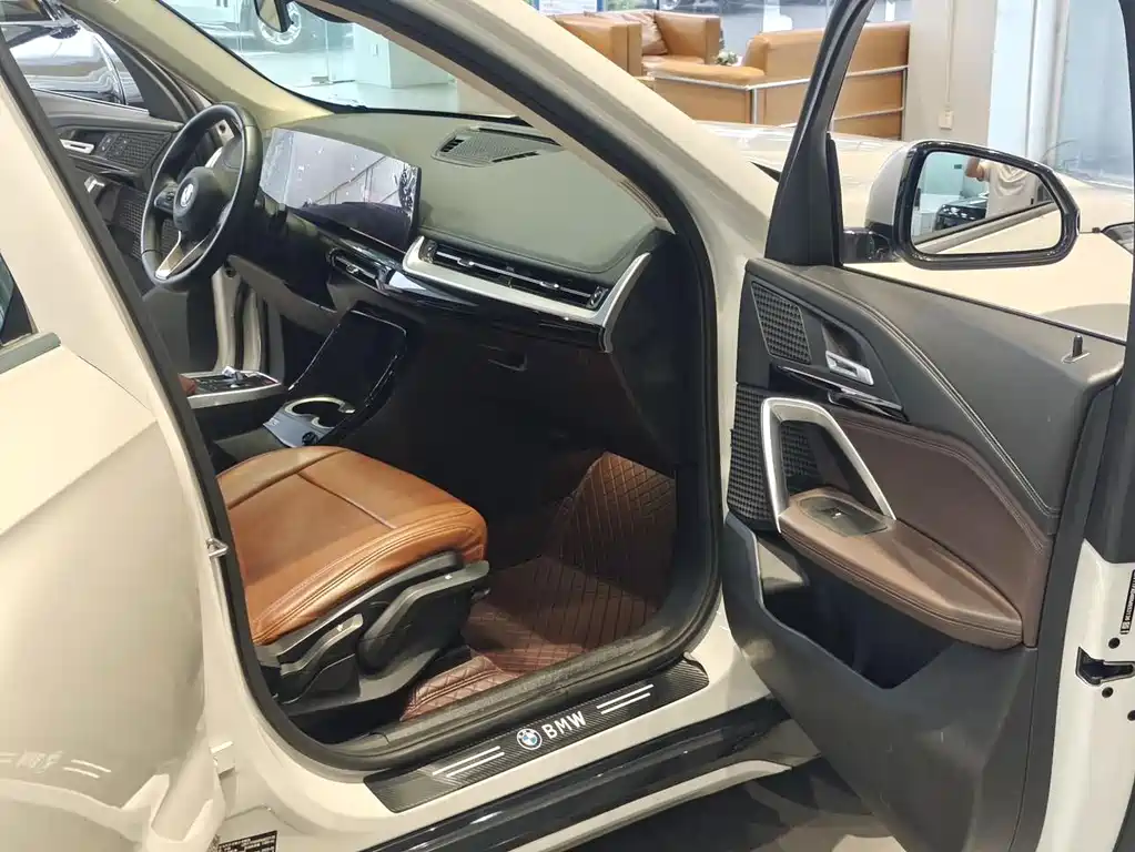 BMW X1 — миниатюра 9
