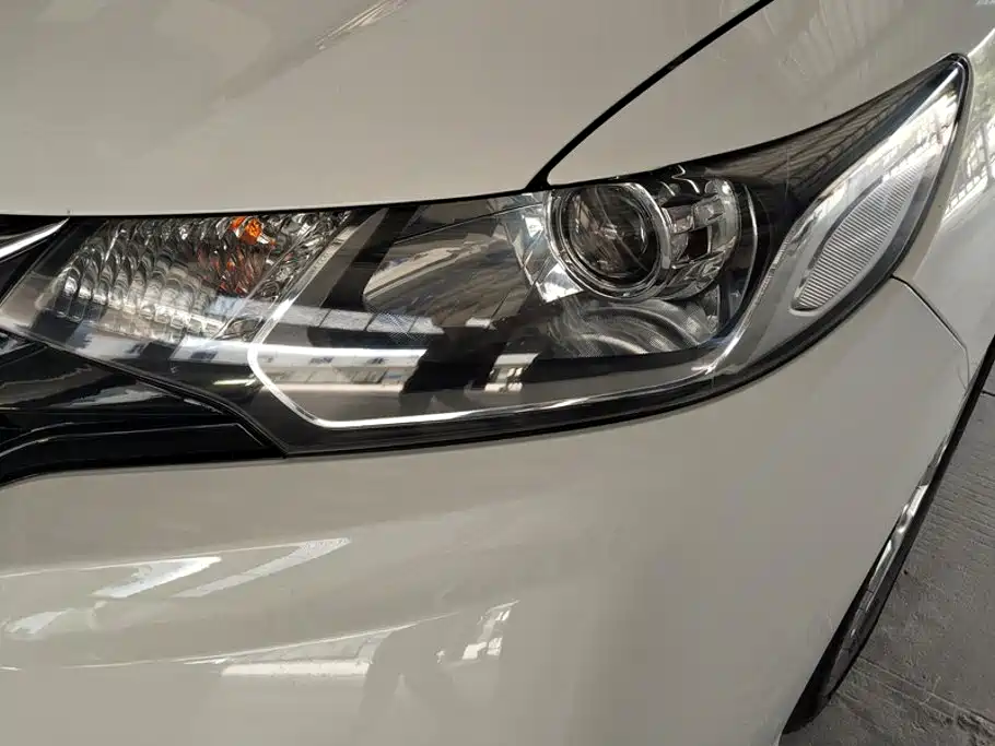 Honda Fit — миниатюра 5