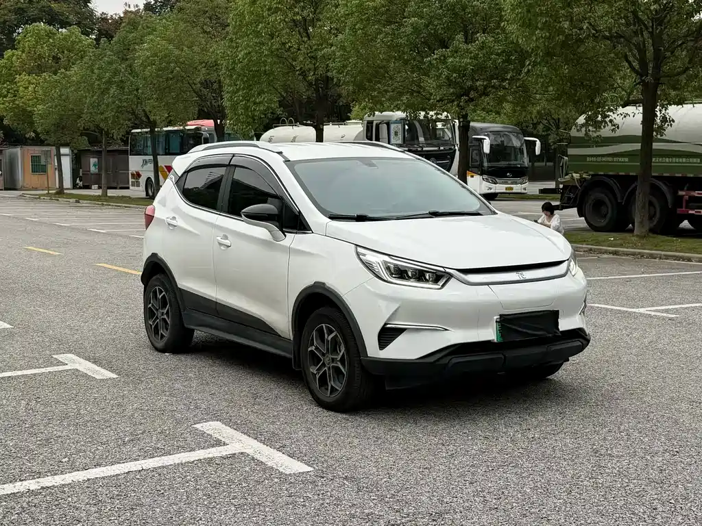 BYD Yuan Pro — миниатюра 2