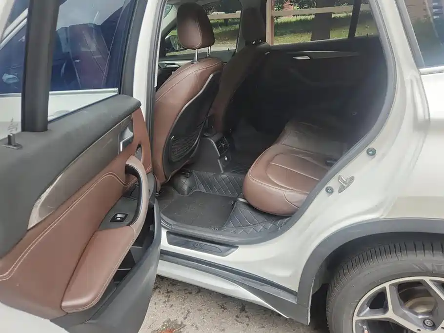 BMW X1 — миниатюра 11