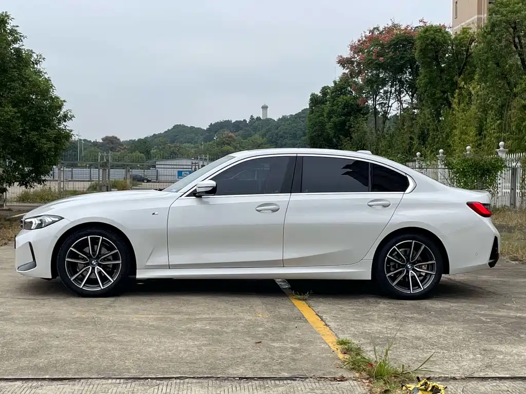 BMW 3 Series — миниатюра 9