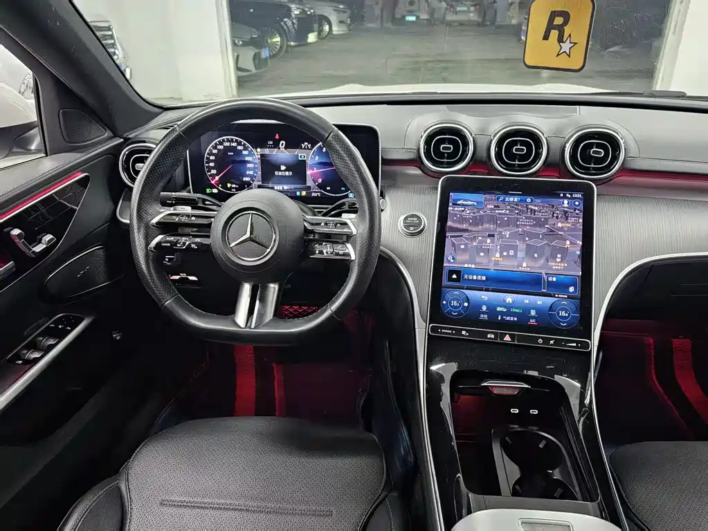 Mercedes-Benz C-Class — миниатюра 15