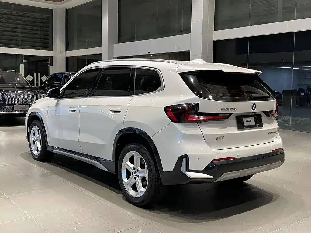 BMW X1 — миниатюра 6